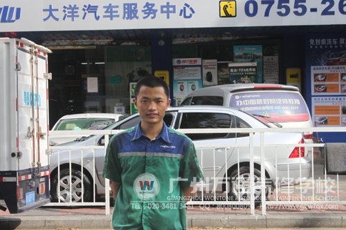 贺强在大洋汽车服务中心担任技术骨干