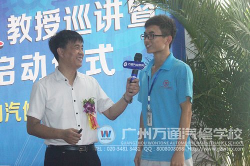 阚老师和同学现场互动