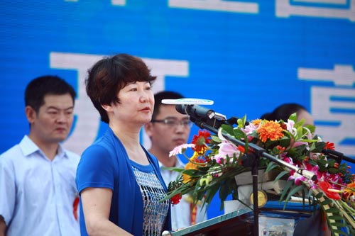 中国汽车工程学会分会秘书长赵丽丽致辞