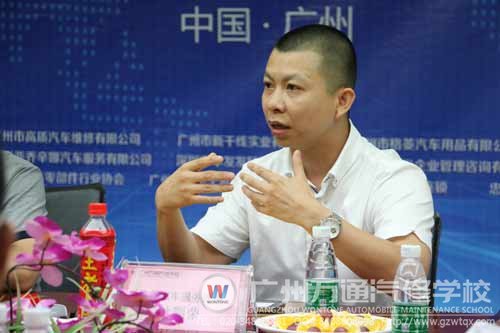 企业代表踊跃发言