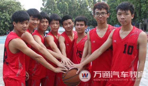 广州万通汽车学校