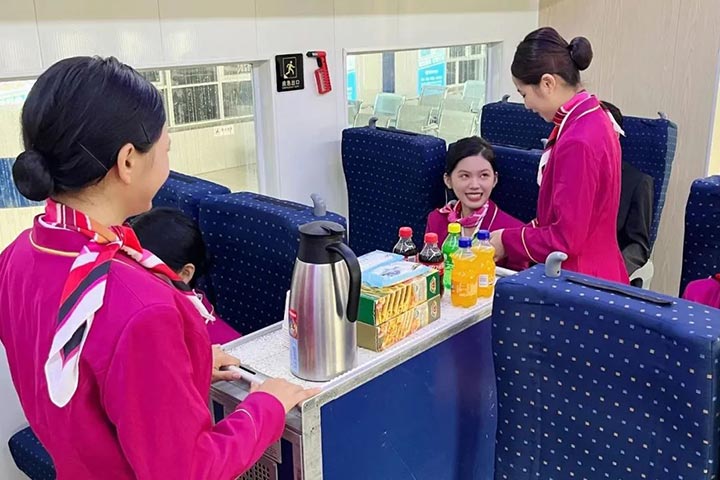 广州万通2023年秋季第一批新生报到